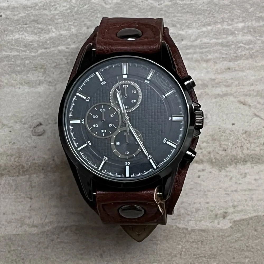 Mens Wristwatch - Picture 7 of 15
